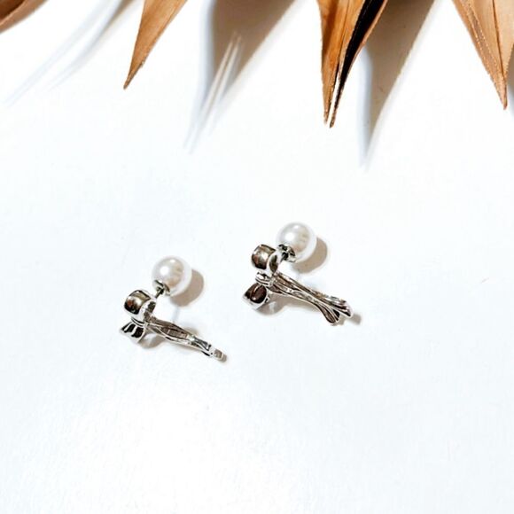 pearl earrings #1068 - Picture 3 of 4